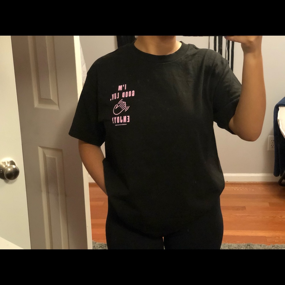 Graphic tee